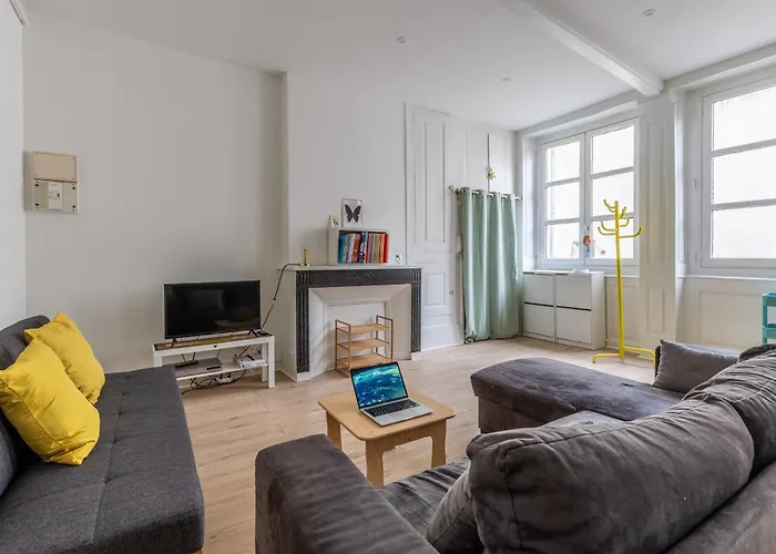 Terrail Centre Historique شقة